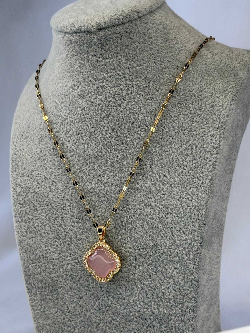 Naszyjnik Rose Clover Necklace