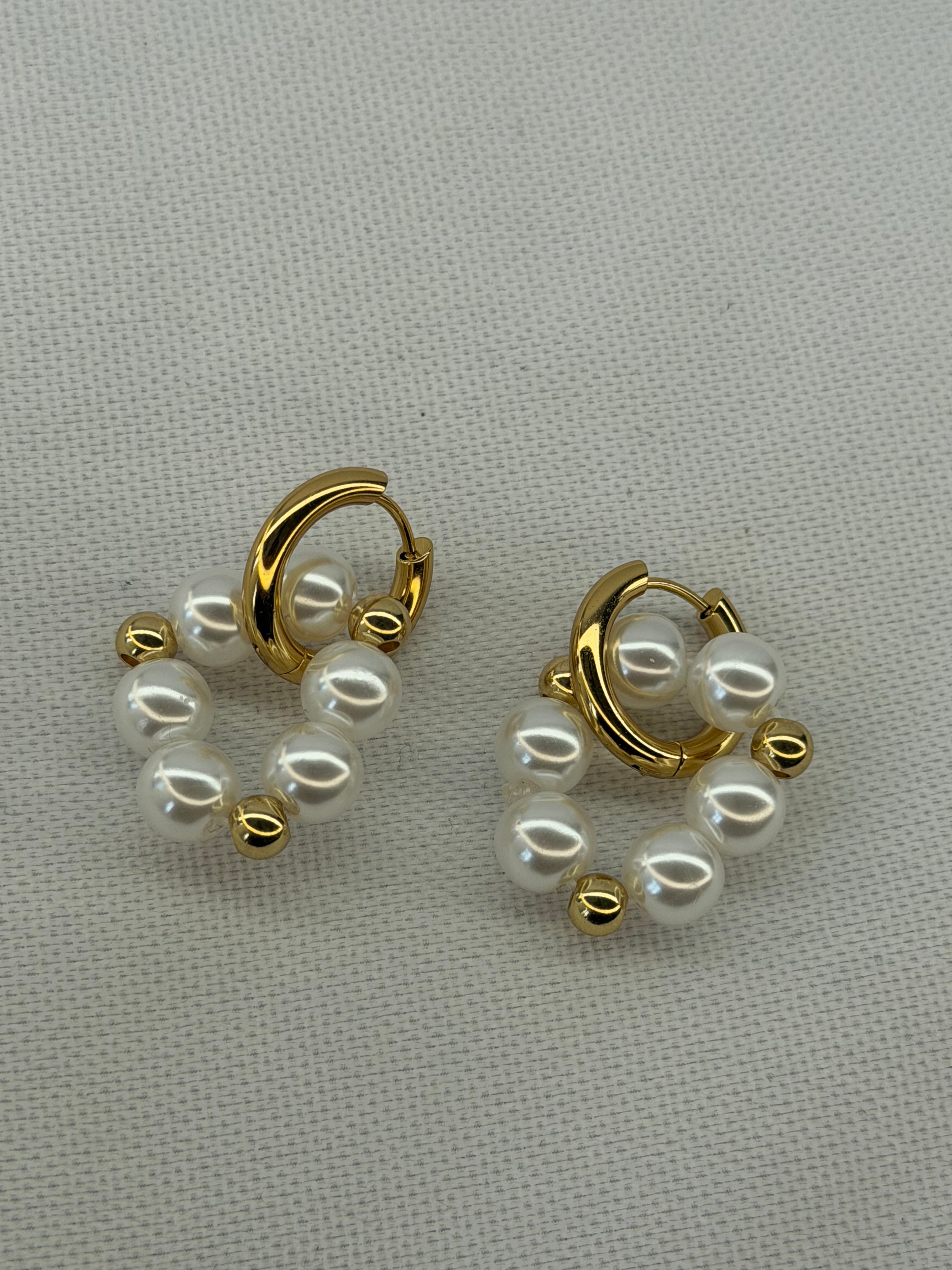 Golden Pearl Heart